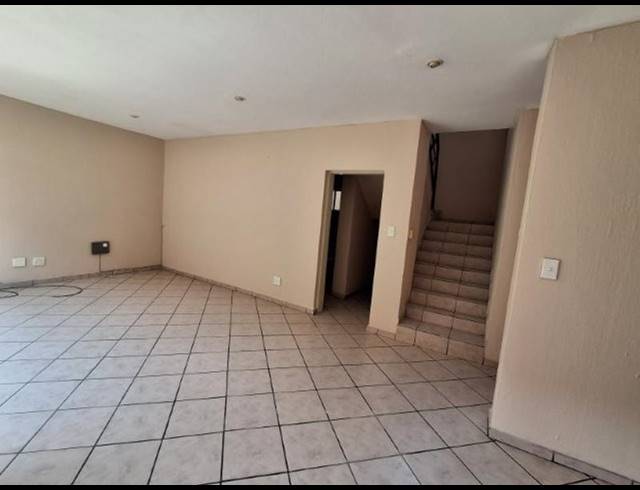 3 BEDROOM PROPERTY TO RENT IN MANTEVREDE